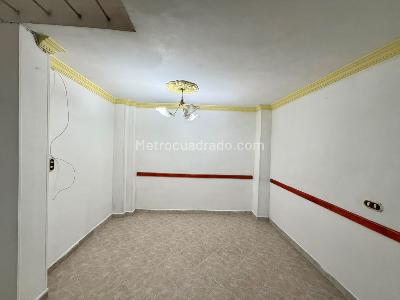 Apartamento de 5 alcobas en venta en La Florida, Bello, 110 m² · foto 4 de 17