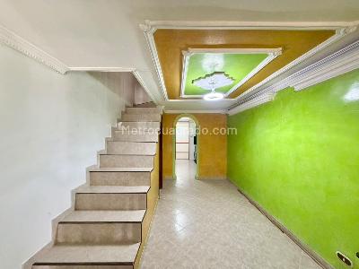Apartamento de 5 alcobas en venta en La Florida, Bello, 110 m² · foto 5 de 17