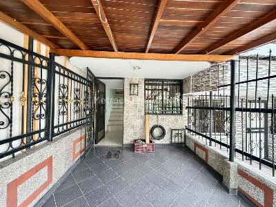 Apartamento de 5 alcobas en venta en La Florida, Bello, 110 m² · foto 13 de 17