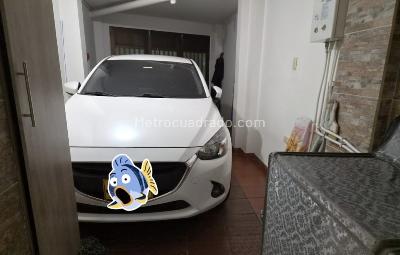 Casa de 3 alcobas en venta en San Bernardo, Medellín, 110 m² · foto 2 de 11