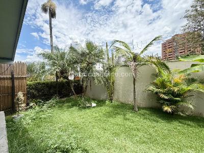 Casa de 4 alcobas en venta en Alto De Las Palmas, Medellín, 270 m² · foto 8 de 10