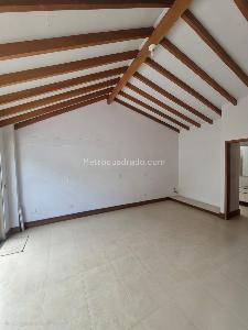 Casa de 4 alcobas en venta en La Doctora, Sabaneta, 287 m² · foto 11 de 15