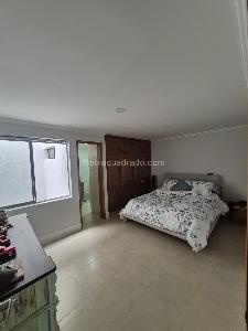 Casa de 4 alcobas en venta en La Doctora, Sabaneta, 287 m² · foto 13 de 15