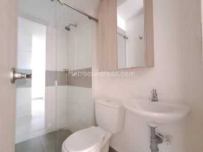 Apartamento de 2 alcobas en venta en Las Antillas, Envigado, 61 m² · foto 10 de 18
