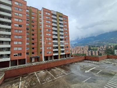 Apartamento de 2 alcobas en venta en Las Antillas, Envigado, 61 m² · foto 17 de 18
