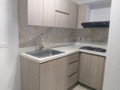 Apartamento de 2 alcobas en venta en Ceramica, Sabaneta, 45 m² · foto 3 de 20