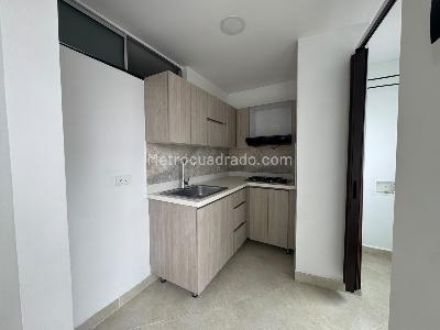 Apartamento de 2 alcobas en venta en Ceramica, Sabaneta, 45 m² · foto 4 de 20
