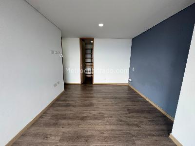 Apartamento de 2 alcobas en arriendo en Alto De Las Palmas, Medellín, 97 m² · foto 10 de 17
