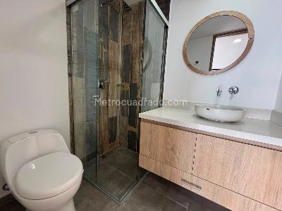 Apartamento de 2 alcobas en arriendo en Alto De Las Palmas, Medellín, 97 m² · foto 15 de 17