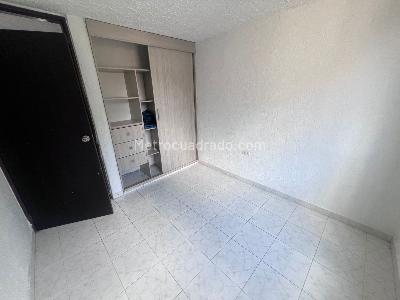 Apartamento en venta en Alcazares, Cali · foto 10 de 17