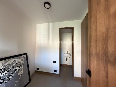 Apartamento de 4 alcobas en venta en Las Santas, Medellín, 182 m² · foto 13 de 17