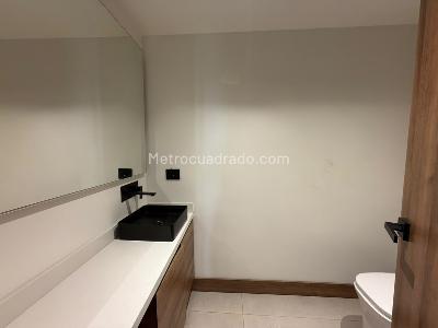 Apartamento de 4 alcobas en venta en Las Santas, Medellín, 182 m² · foto 15 de 17