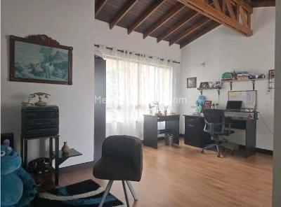 Casa de 5 alcobas en venta en Cañaveralejo, Sabaneta, 296 m² · foto 11 de 20