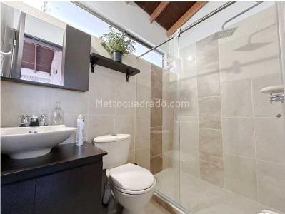 Casa de 5 alcobas en venta en Cañaveralejo, Sabaneta, 296 m² · foto 14 de 20