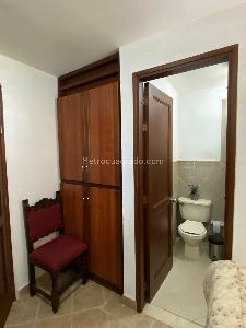 Casa de 5 alcobas en venta en Los Alcazares, Sabaneta, 225 m² · foto 13 de 20