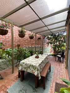 Casa de 5 alcobas en venta en Los Alcazares, Sabaneta, 225 m² · foto 15 de 20