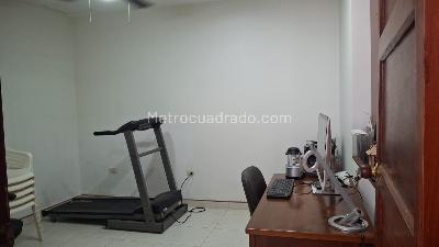Casa de 5 alcobas en venta en San Fernando, Cali, 315 m² · foto 7 de 17