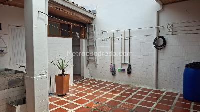 Casa de 5 alcobas en venta en San Fernando, Cali, 315 m² · foto 9 de 17