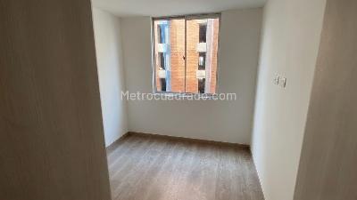 Apartamento en venta en Castilla, Bogotá · foto 5 de 18