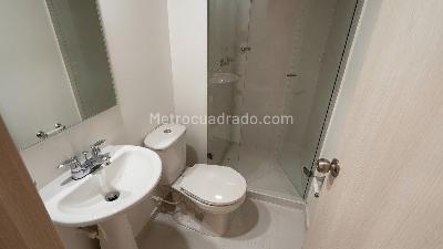 Apartamento en venta en Castilla, Bogotá · foto 9 de 18