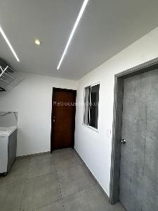 Apartamento de 4 alcobas en venta en Versalles, Cali, 175 m² · foto 5 de 19