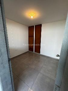Apartamento de 4 alcobas en venta en Versalles, Cali, 175 m² · foto 6 de 19