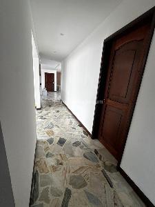 Apartamento de 4 alcobas en venta en Versalles, Cali, 175 m² · foto 7 de 19