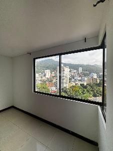 Apartamento de 4 alcobas en venta en Versalles, Cali, 175 m² · foto 18 de 19