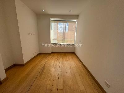 Apartamento de 3 alcobas en arriendo en Loma De Los Parra, Medellín, 170 m² · foto 12 de 20