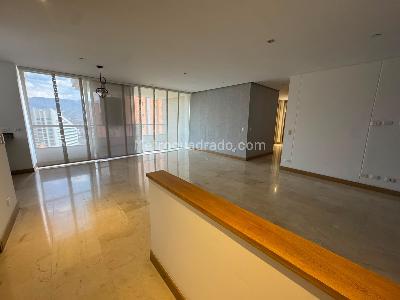 Apartamento de 3 alcobas en arriendo en Loma De Los Parra, Medellín, 170 m² · foto 5 de 20