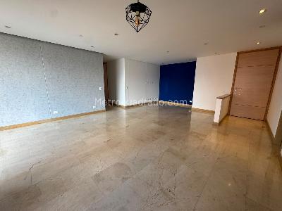 Apartamento de 3 alcobas en arriendo en Loma De Los Parra, Medellín, 170 m² · foto 7 de 20