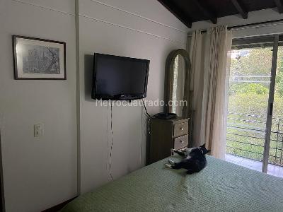 Casa de 3 alcobas en venta en Las Antillas, Envigado, 154 m² · foto 11 de 14