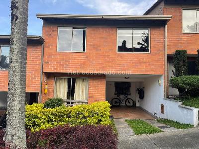 Casa de 3 alcobas en venta en Las Antillas, Envigado, 154 m² · foto 8 de 14