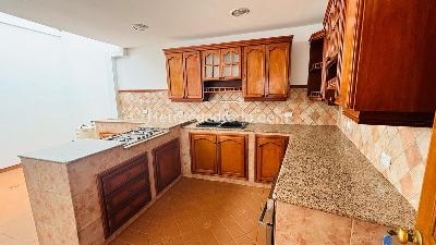 Casa de 3 alcobas en venta en Prados Del Norte, Cali, 299 m² · foto 4 de 10