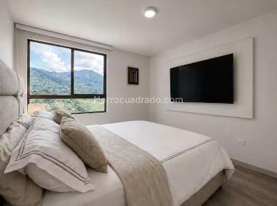 Apartamento de 2 alcobas en venta en Las Lomitas, Sabaneta, 54 m² · foto 13 de 20