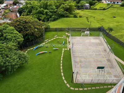 Apartamento de 2 alcobas en venta en Las Lomitas, Sabaneta, 54 m² · foto 18 de 20
