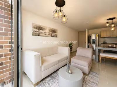 Apartamento de 2 alcobas en venta en Las Lomitas, Sabaneta, 54 m² · foto 3 de 20