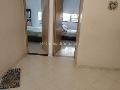 Apartamento de 3 alcobas en venta en Laureles, Medellín, 125 m² · foto 12 de 20