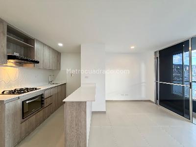 Apartamento en venta en Los Naranjos, Itagüí · foto 2 de 14
