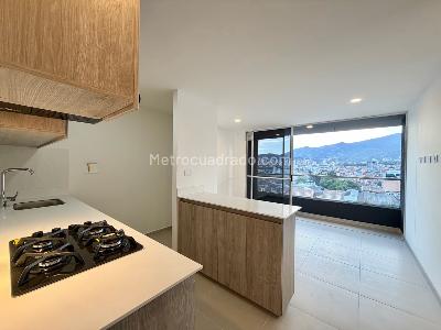 Apartamento en venta en Los Naranjos, Itagüí · foto 3 de 14