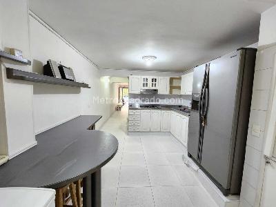 Casa de 3 alcobas en venta en El Dorado, Envigado, 150 m² · foto 5 de 15