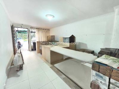 Casa de 3 alcobas en venta en El Dorado, Envigado, 150 m² · foto 6 de 15