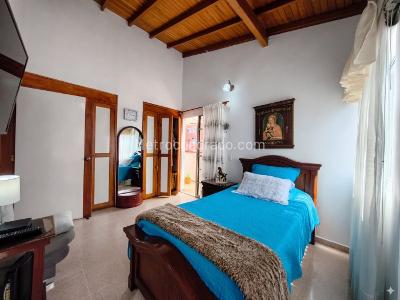 Apartamento de 3 alcobas en venta en Lorena, Medellín, 105 m² · foto 13 de 20