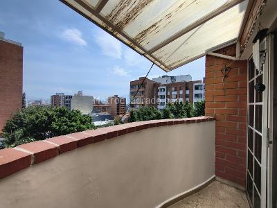 Apartamento de 3 alcobas en venta en Lorena, Medellín, 105 m² · foto 16 de 20