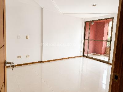 Apartamento de 3 alcobas en venta en Aves Maria, Sabaneta, 98 m² · foto 3 de 18