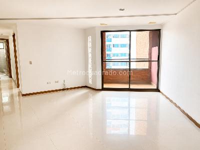 Apartamento de 3 alcobas en venta en Aves Maria, Sabaneta, 98 m² · foto 4 de 18