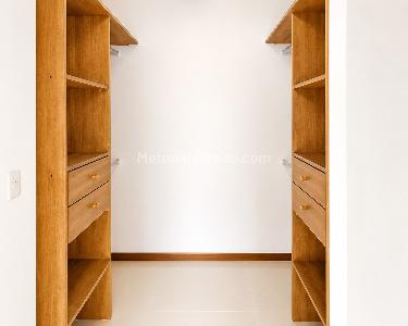 Apartamento de 3 alcobas en venta en Aves Maria, Sabaneta, 98 m² · foto 12 de 18