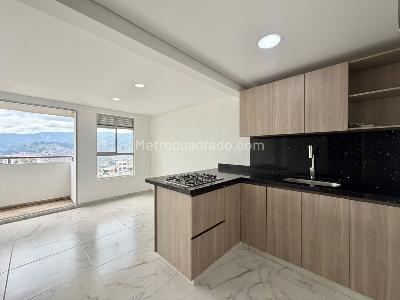 Apartamento de 2 alcobas en venta en Calasanz Parte Alta, Medellín, 55 m² · foto 2 de 12
