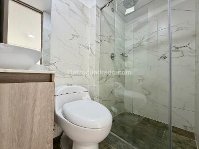 Apartamento de 2 alcobas en venta en Calasanz Parte Alta, Medellín, 55 m² · foto 9 de 12