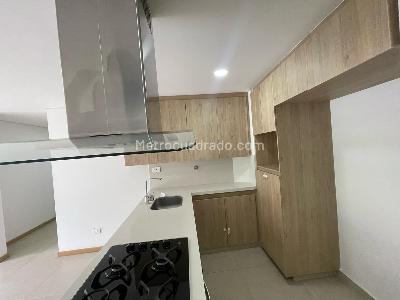 Apartamento en arriendo en Las Palmas, Medellín · foto 3 de 11